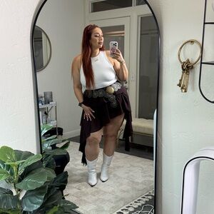 Meet your Posher, Juliana